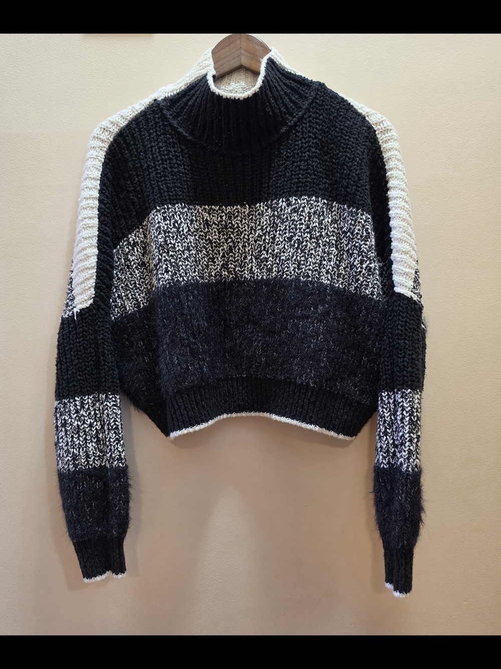 Free People Sunbrite Cropped Mock Neck Knit Sweater Small Black White